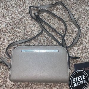 NWT Steve Madden taupe crossbody/clutch